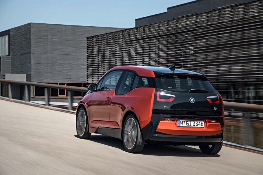  BMW i3 2014 года  (фото 210 из 240)
